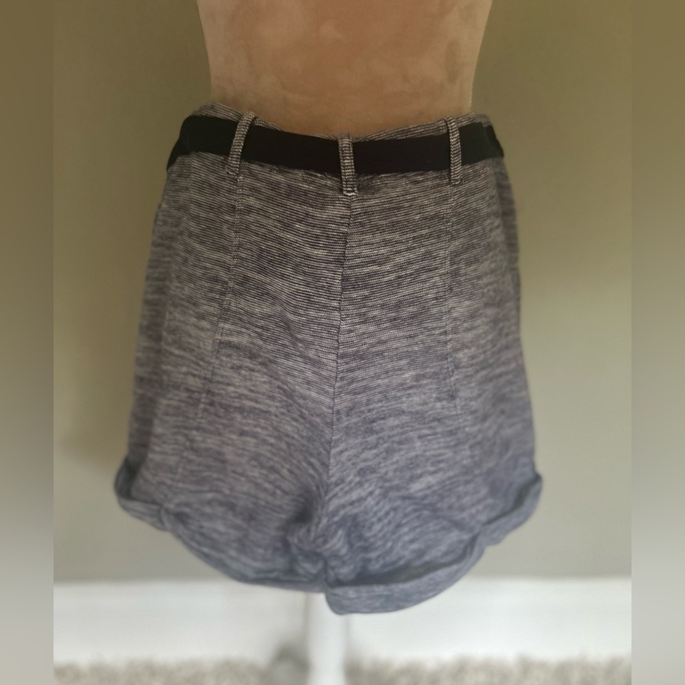 Anthropologie cotton shorts with tie accent - Picture 3 of 6